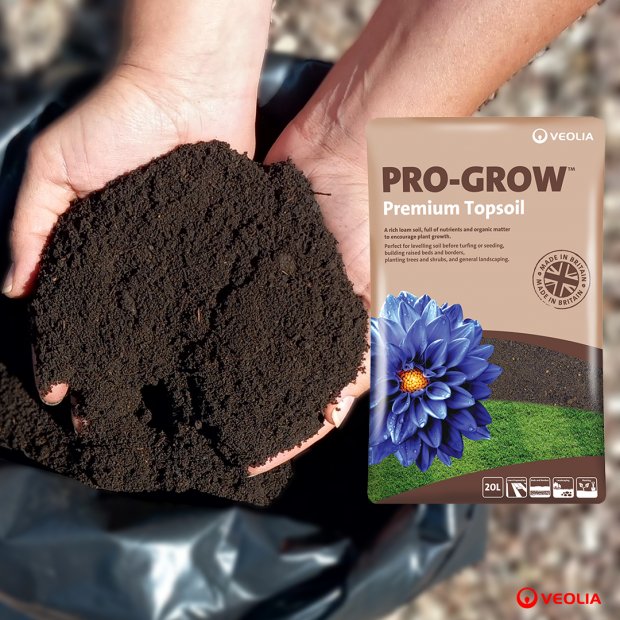 Pro-Grow Premium Topsoil is now available in 20L handy bags 